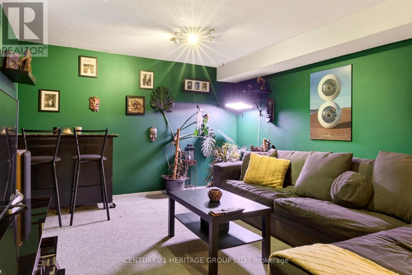 1 - 31 KINROSS STREET — photo 38