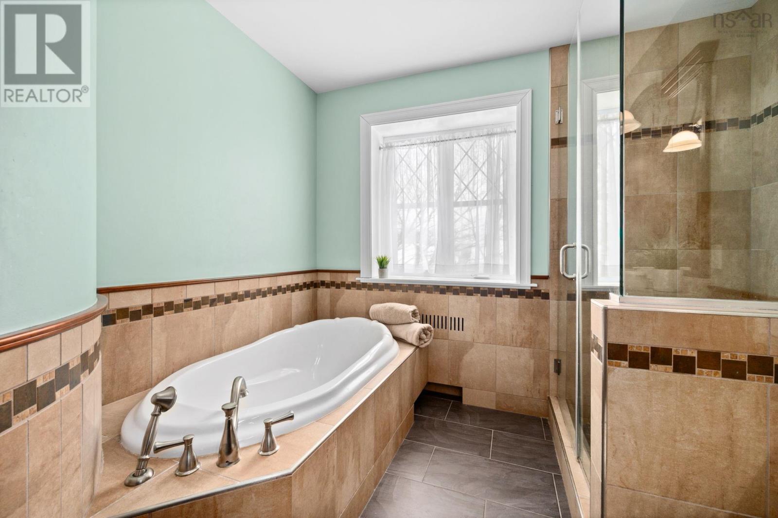 Property 28 of 51 of 1950 Connaught Avenue