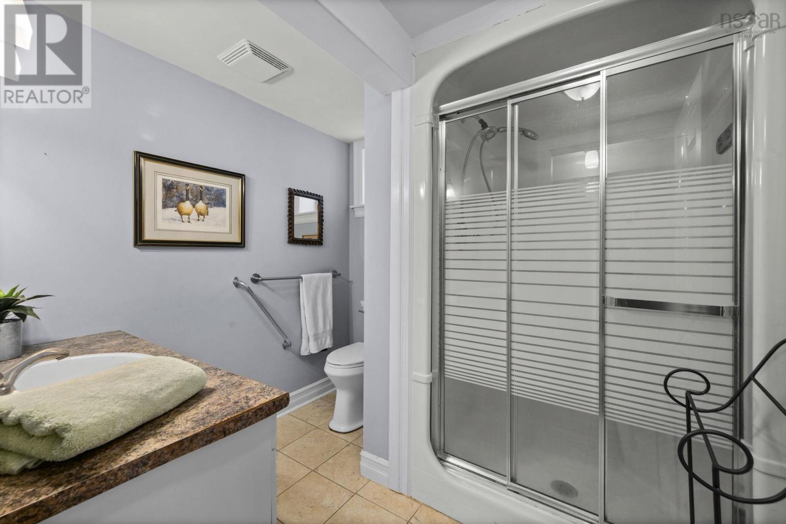 Property 43 of 51 of 1950 Connaught Avenue