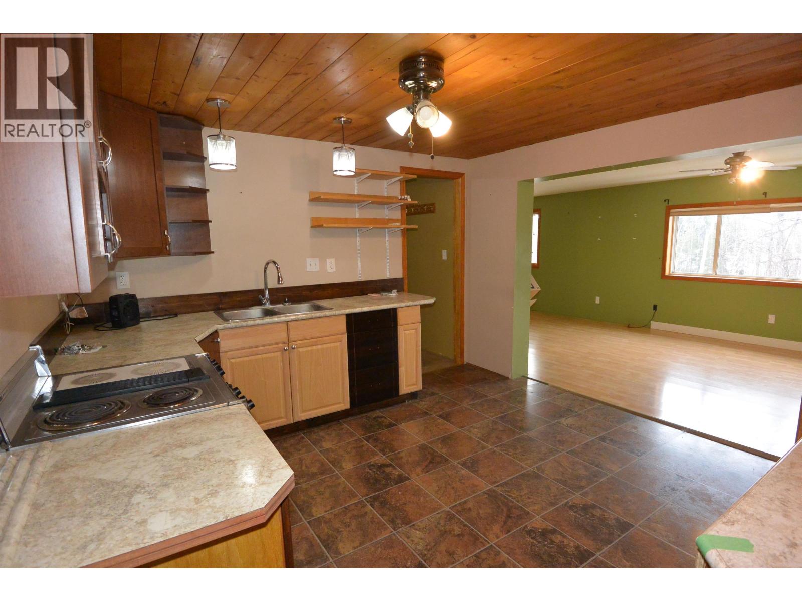 #7-12601 16 Highway, Telkwa