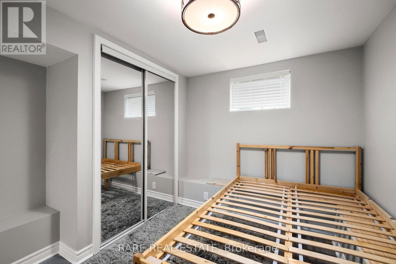893 DOVERCOURT ROAD - 30