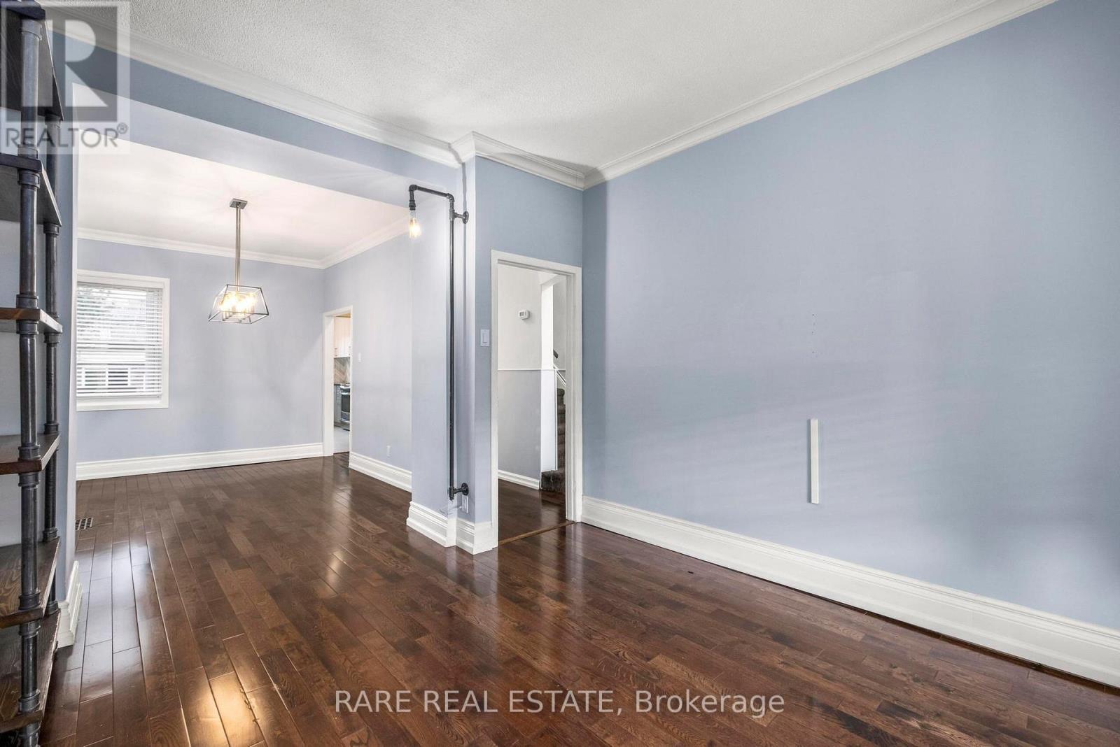 893 DOVERCOURT ROAD - 8