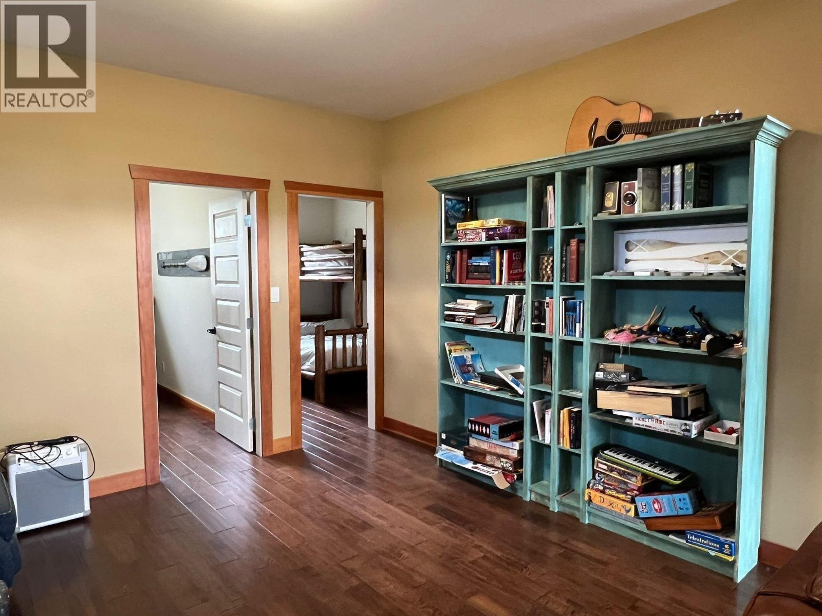 651 A ROAD - 10