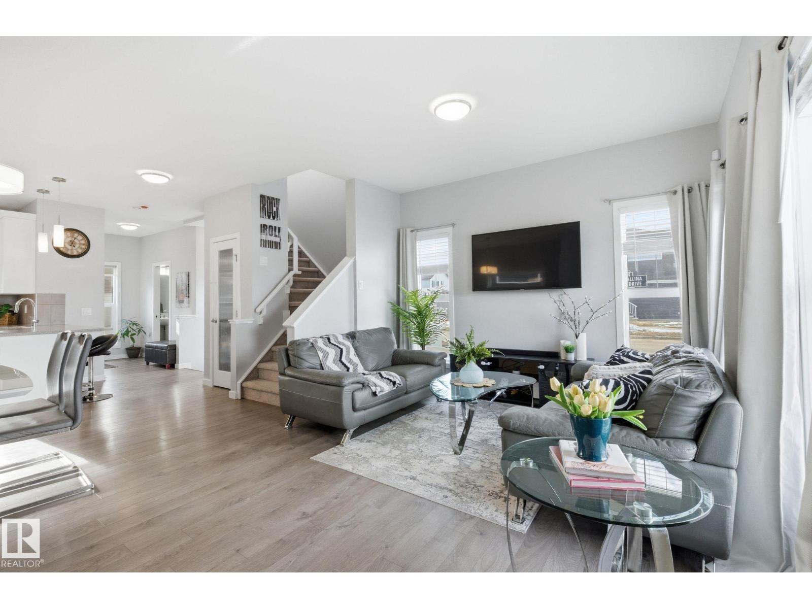 17498 76 ST NW NW - 8