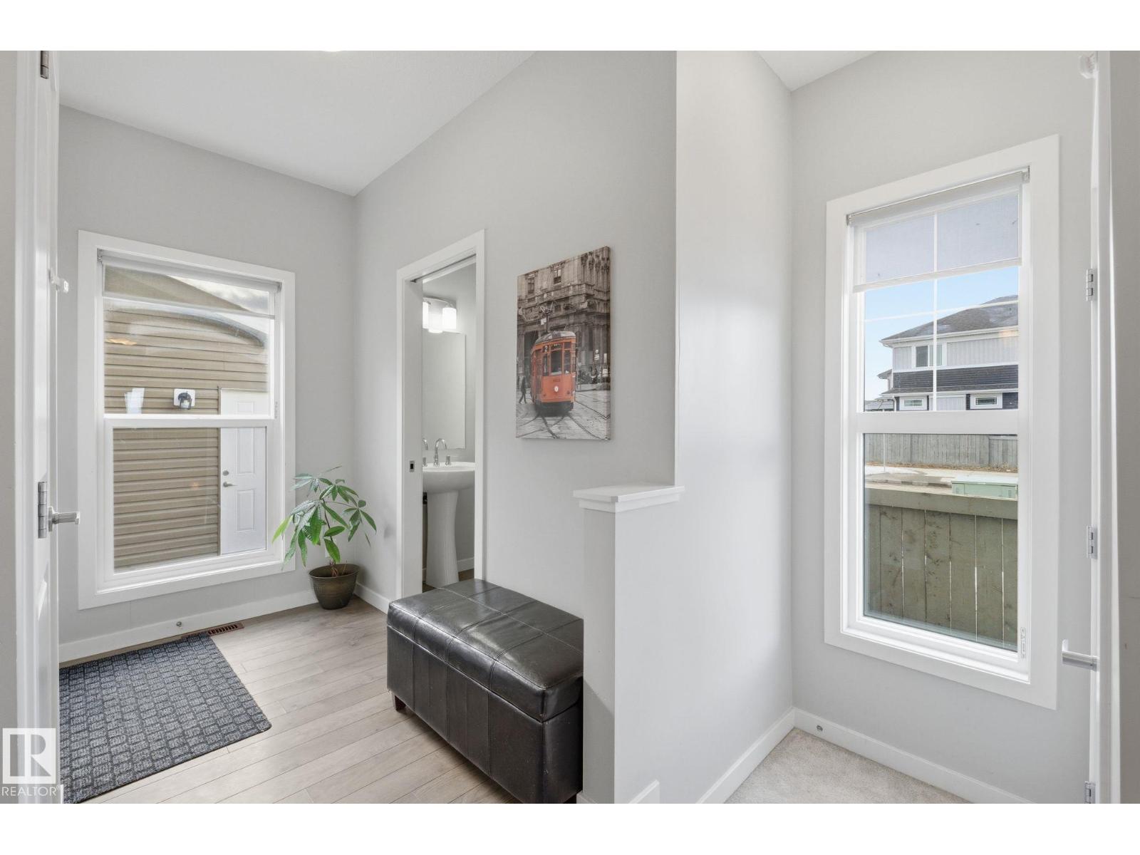 17498 76 ST NW NW - 24