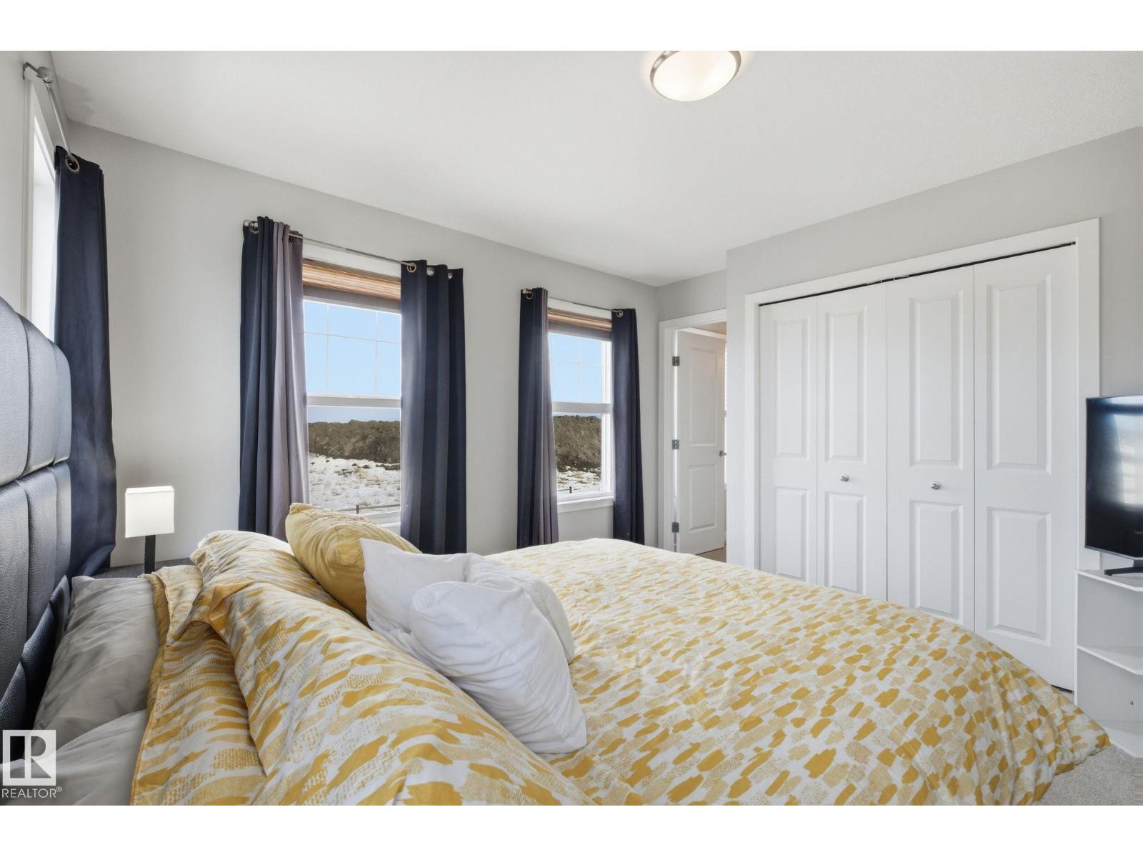 17498 76 ST NW NW - 40