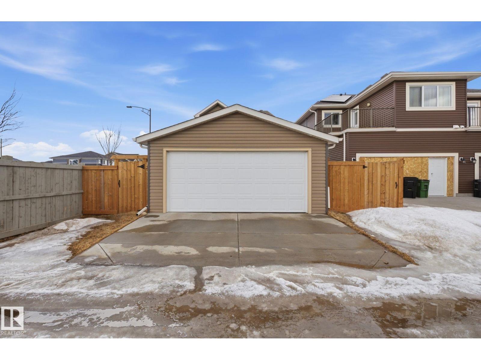 17498 76 ST NW NW - 51