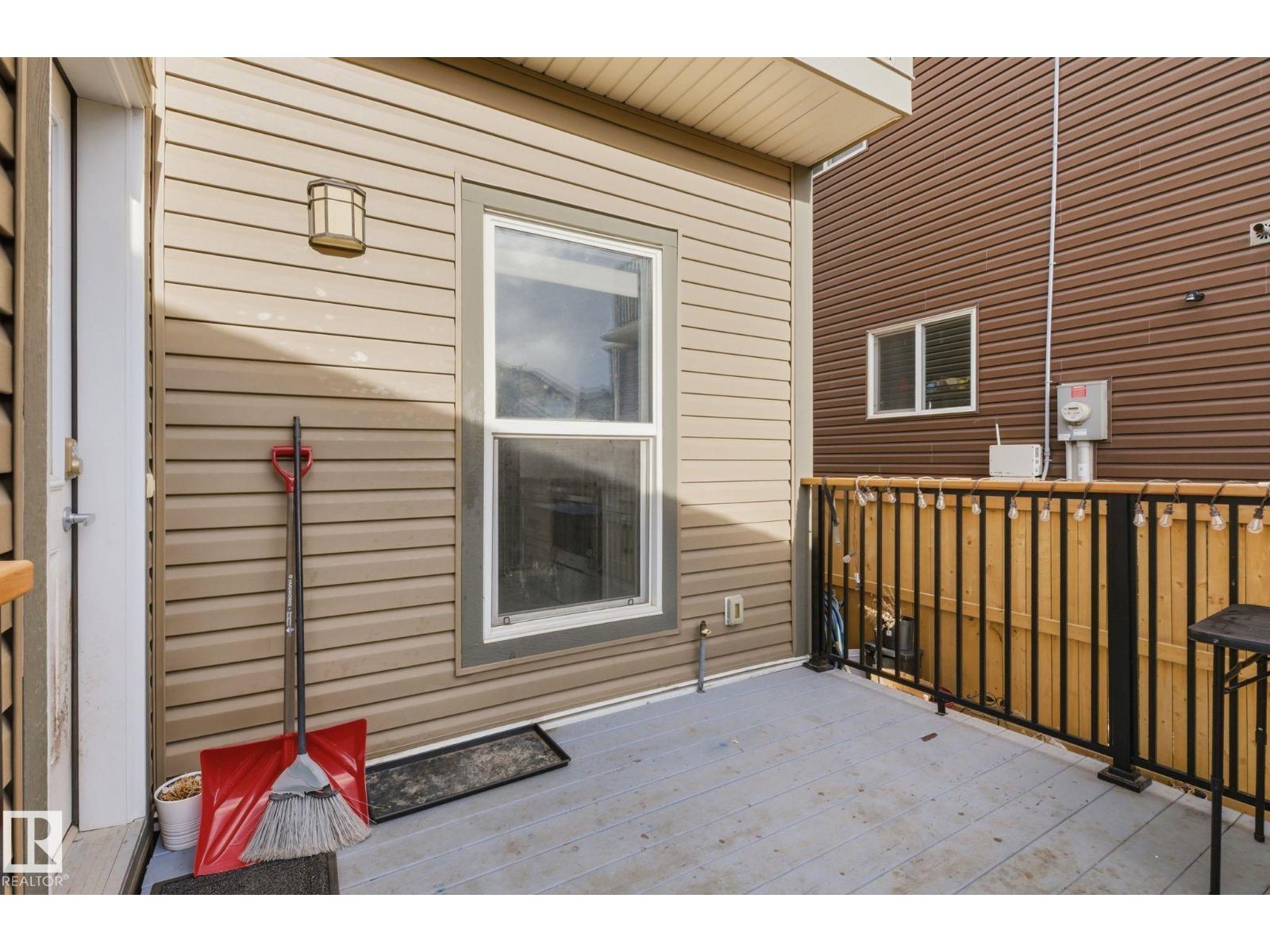 17498 76 ST NW NW - 46