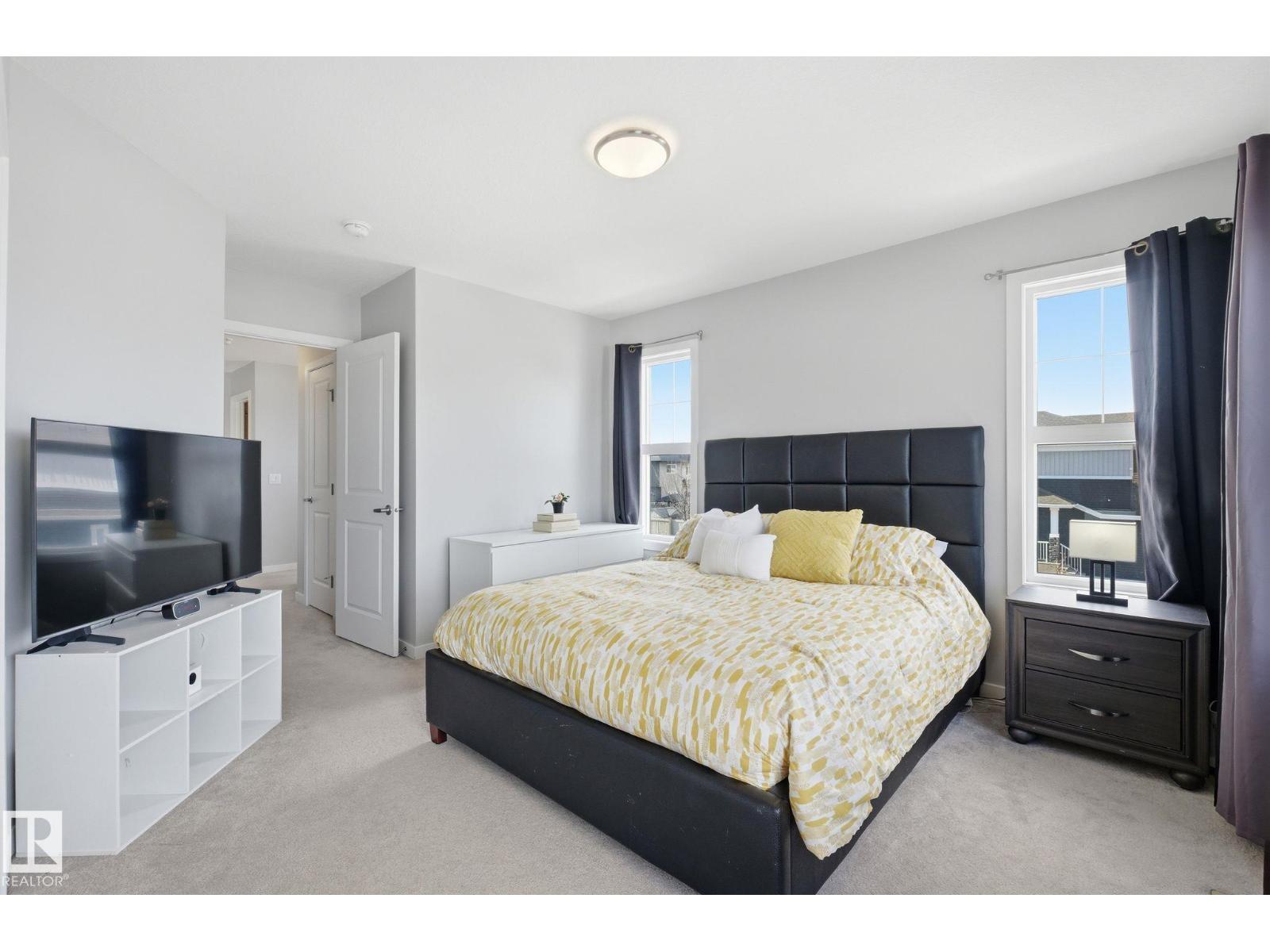 17498 76 ST NW NW - 42