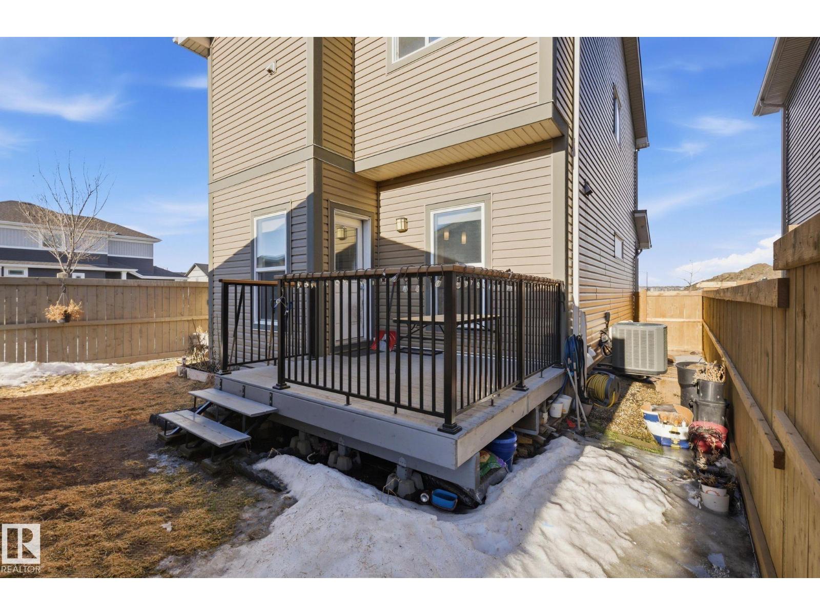 17498 76 ST NW NW - 49