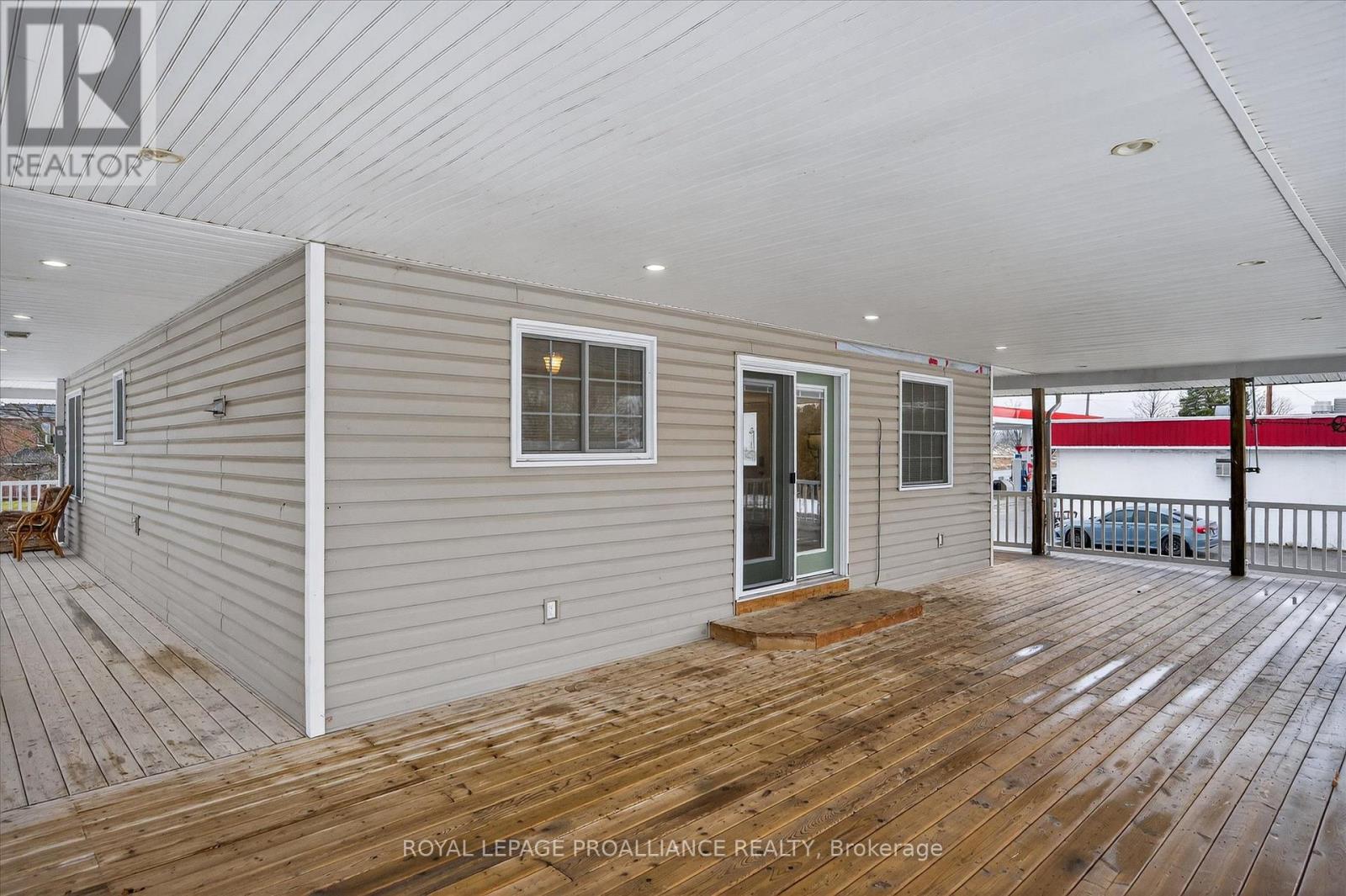 2258 COUNTY ROAD 45 - 33