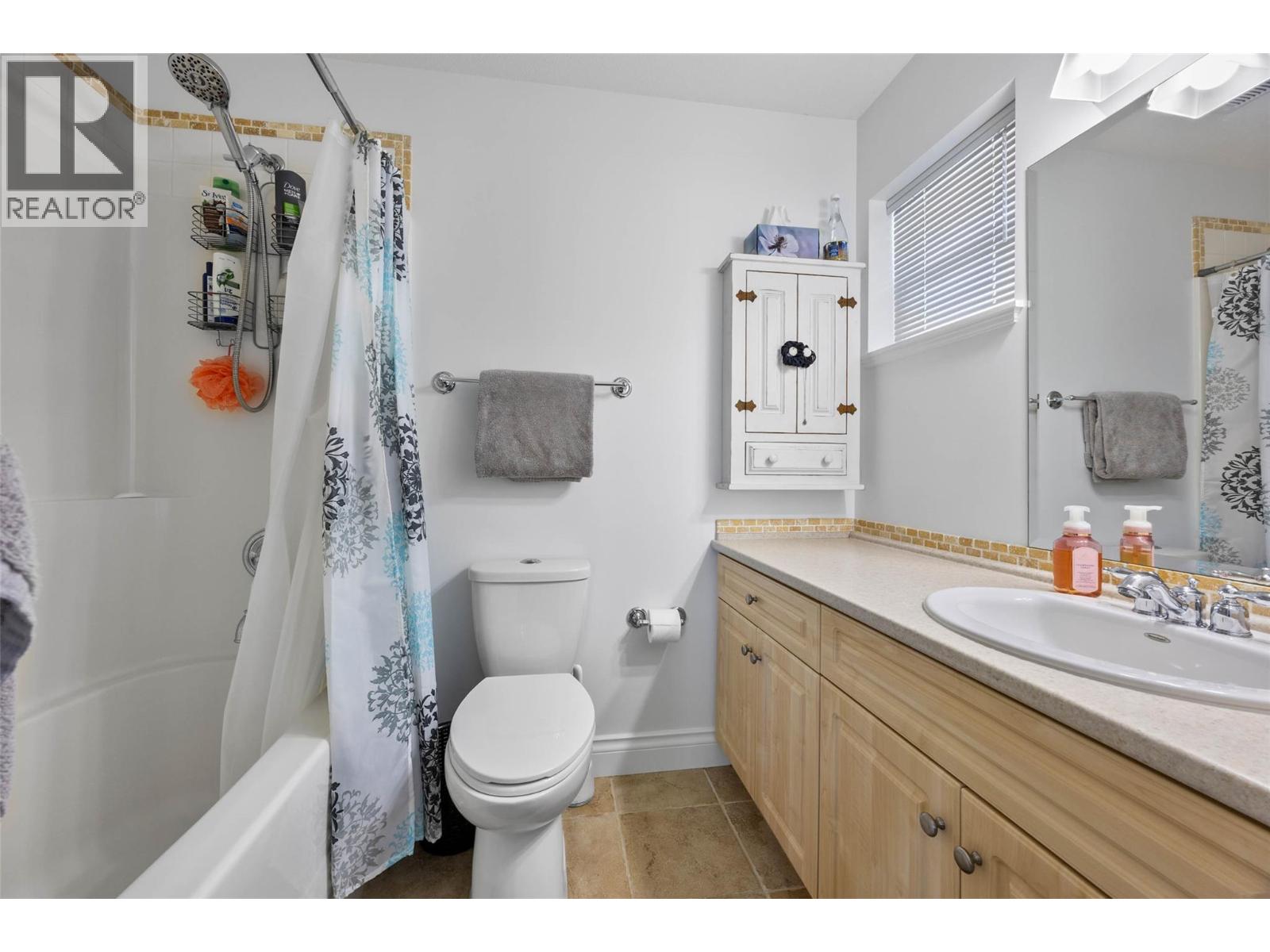 1055 ABERDEEN Drive Unit# 35, Kamloops