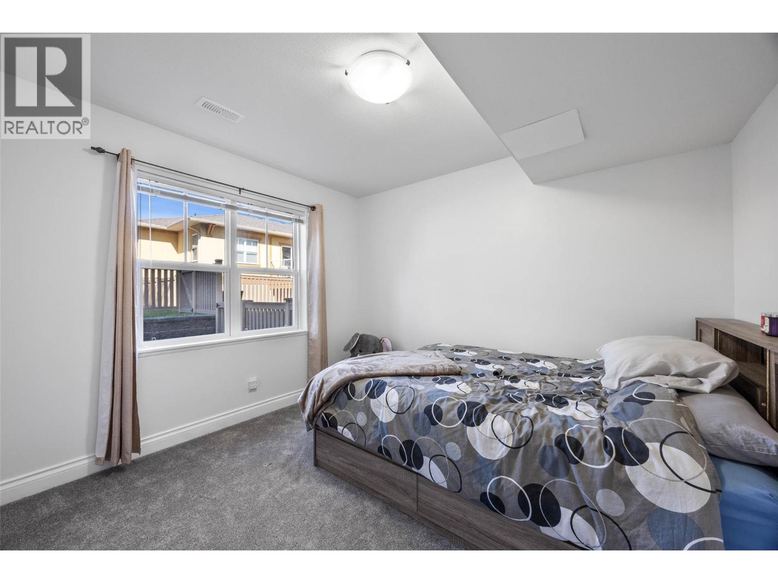 1055 ABERDEEN Drive Unit# 35, Kamloops