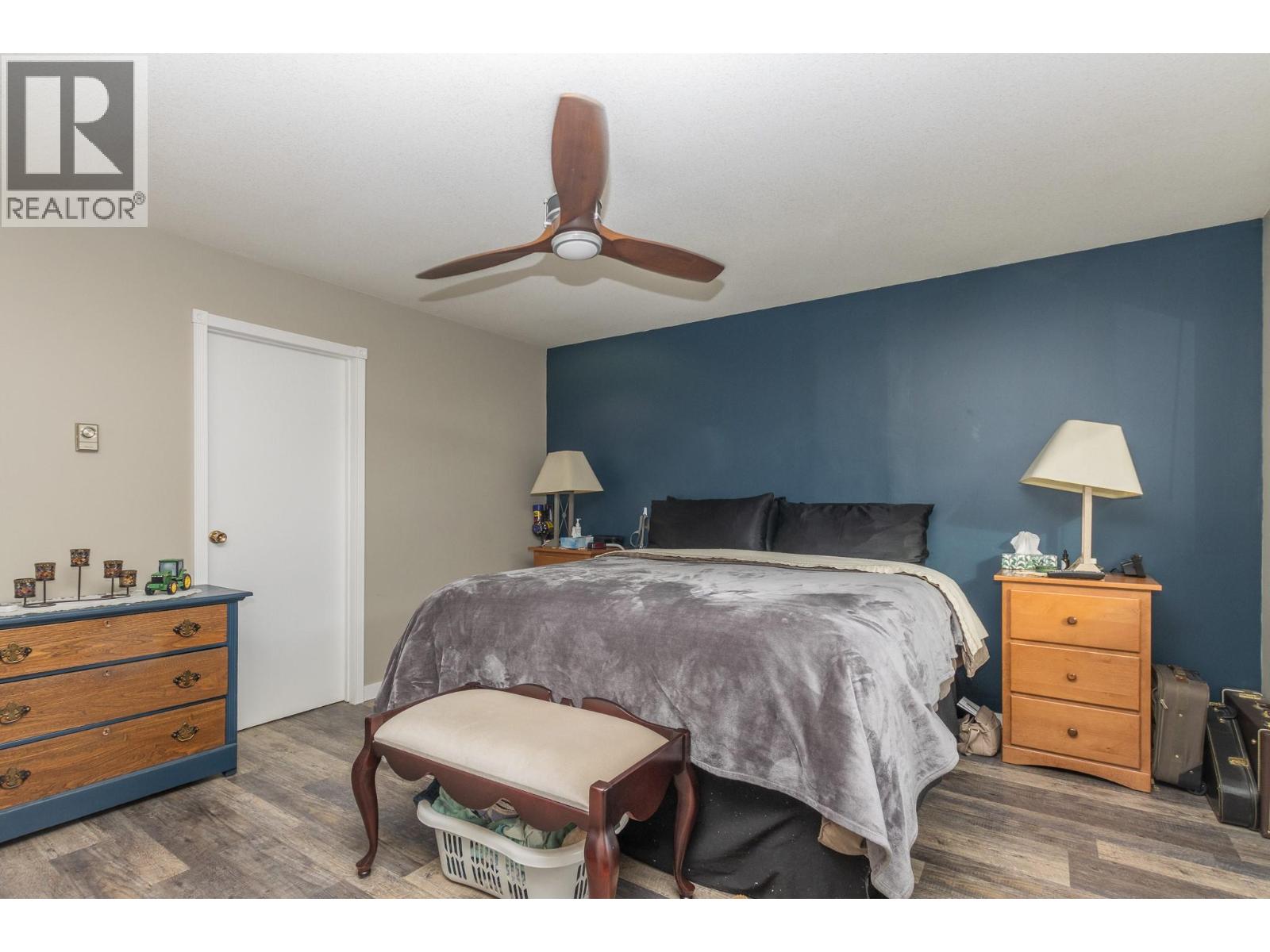  5487 Prosh Frontage Road, Malakwa