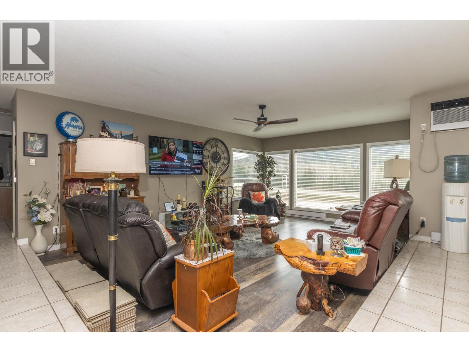  5487 Prosh Frontage Road, Malakwa