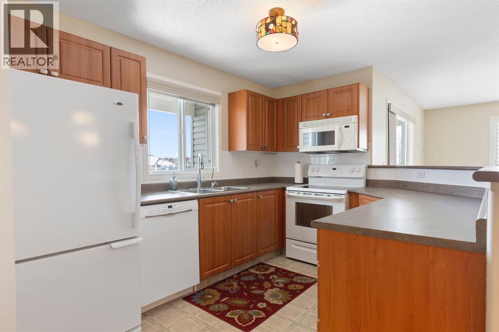 Single Family House for Sale in    Avenue SE McKenzie Towne Calgary 