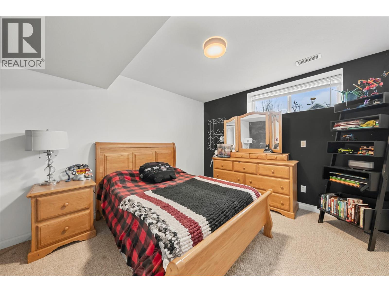 2635 Golf View Place, Blind Bay