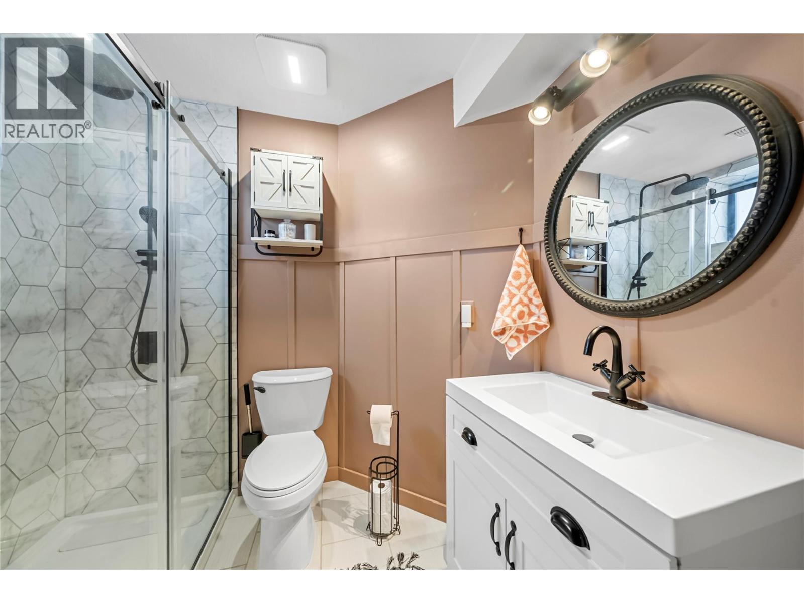 2635 Golf View Place, Blind Bay