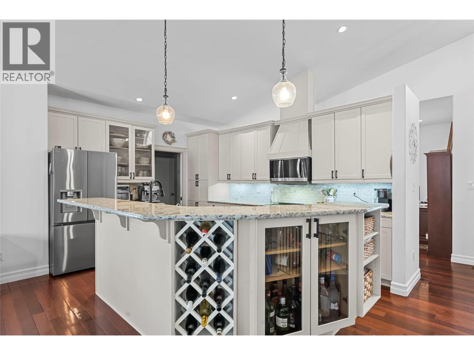 2635 Golf View Place, Blind Bay