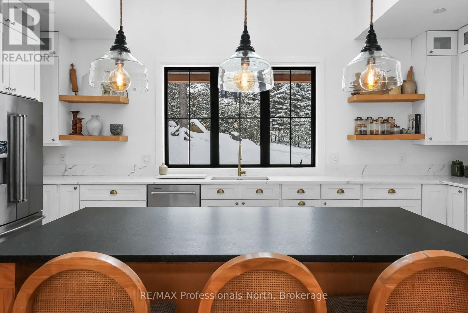 195 LAKEVIEW STREET - 5