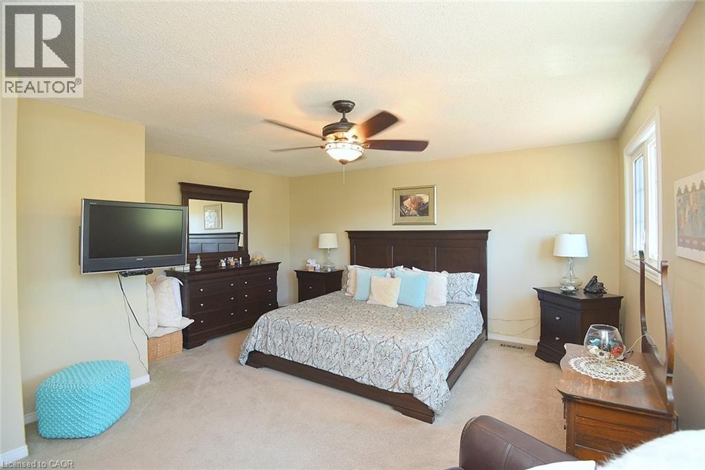 2 NOVOCO Drive - 25