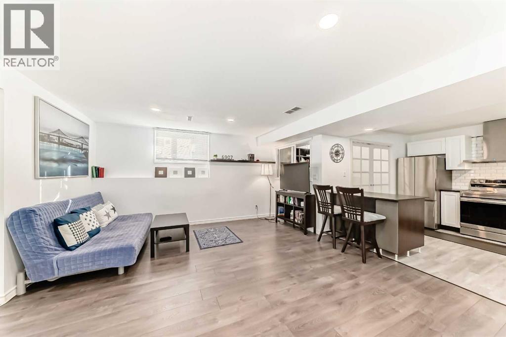 Single Family House for Sale in   Street SW Kingsland Calgary 