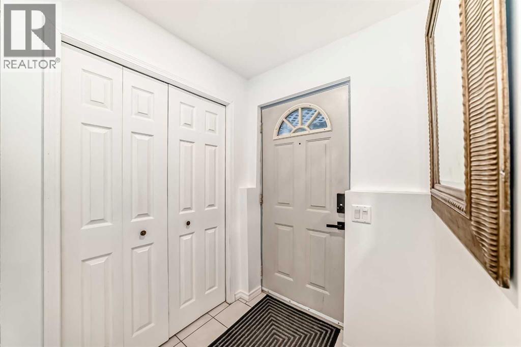 Single Family House for Sale in   Street SW Kingsland Calgary 