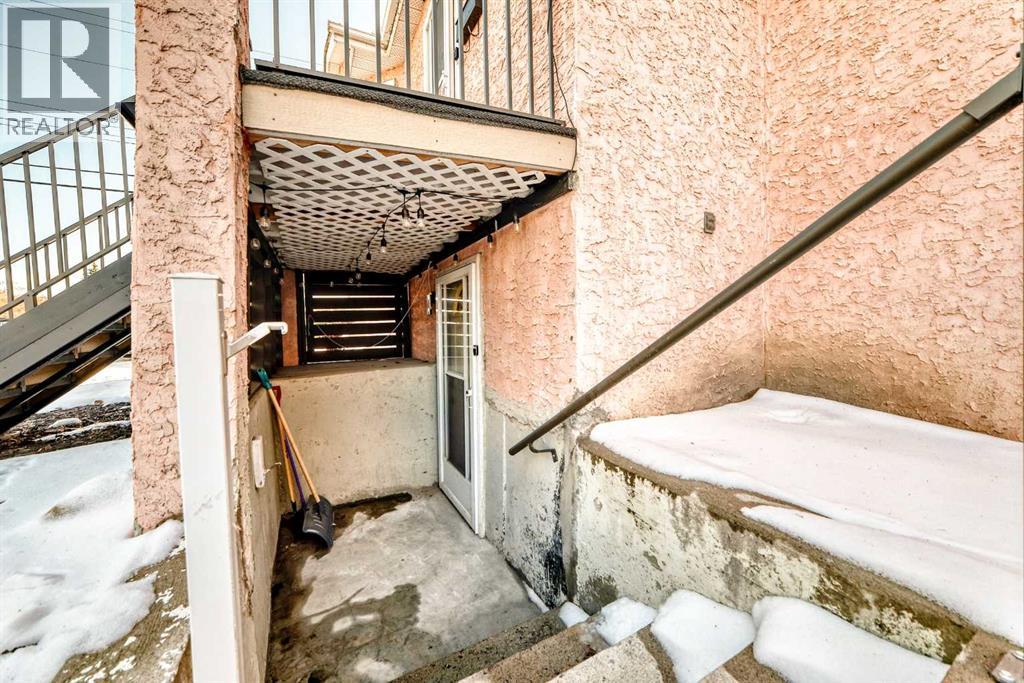 Single Family House for Sale in   Street SW Kingsland Calgary 