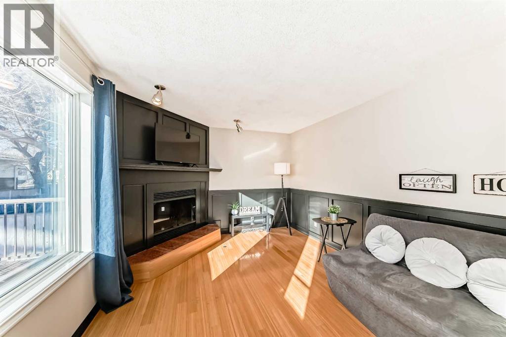 Single Family House for Sale in   Street SW Kingsland Calgary 