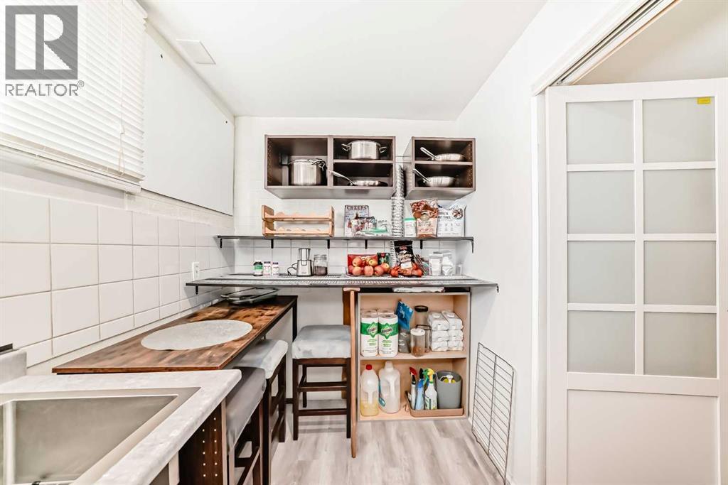 Single Family House for Sale in   Street SW Kingsland Calgary 