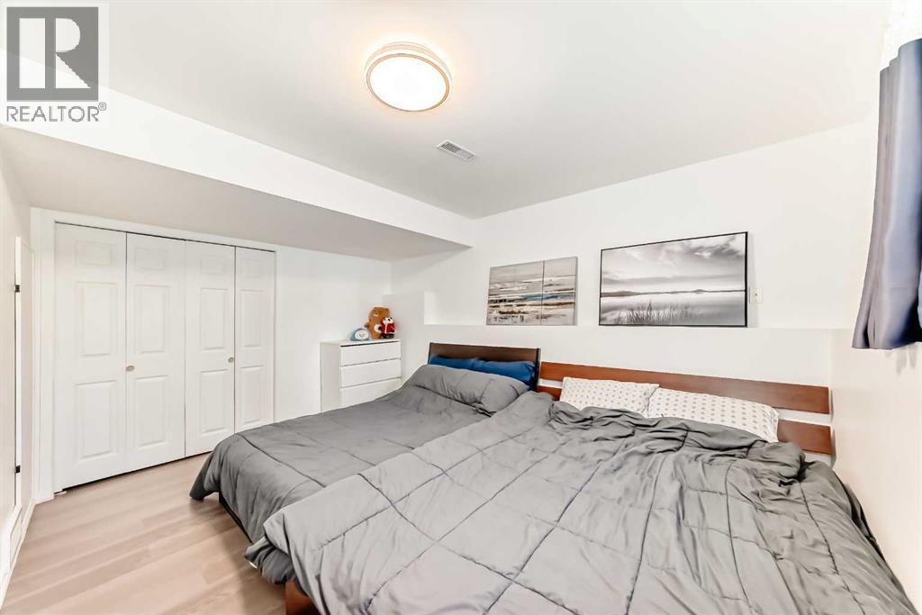 Single Family House for Sale in   Street SW Kingsland Calgary 