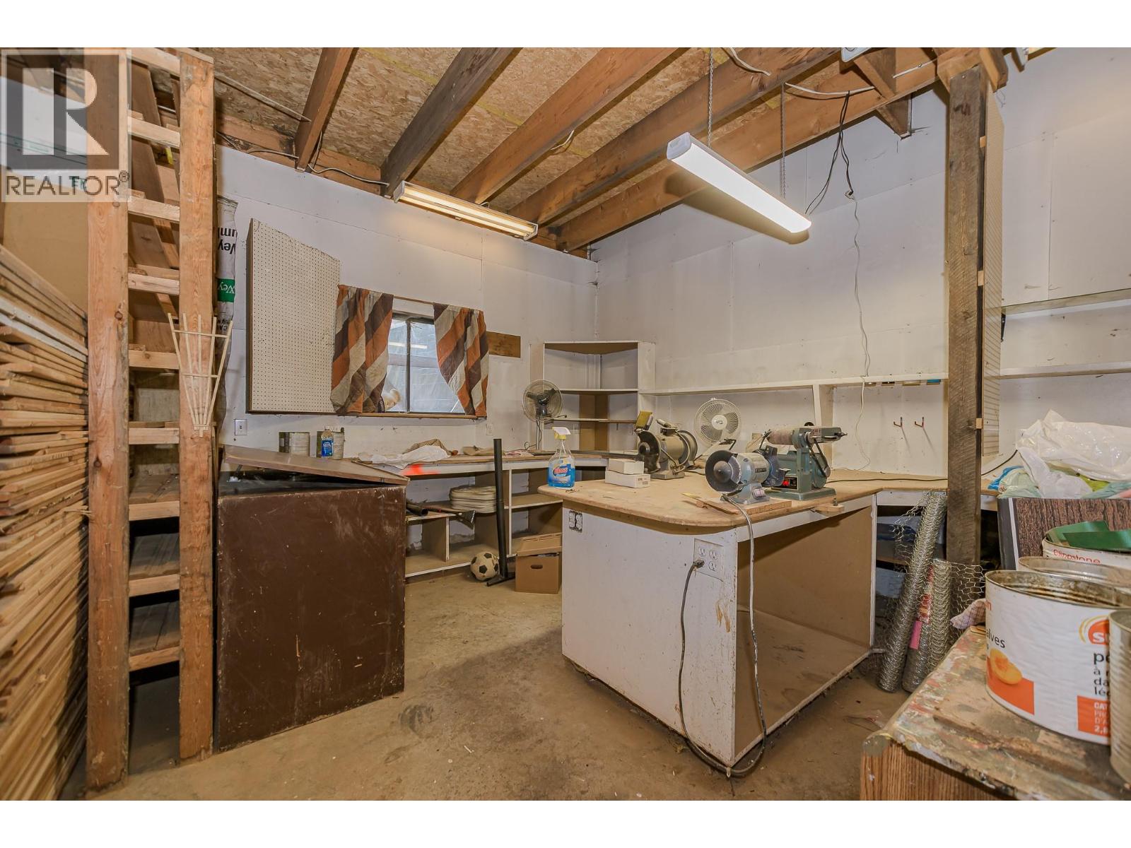 4850 Foothill Road SW, Salmon Arm