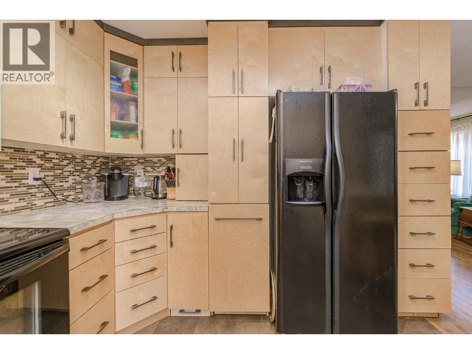 4850 Foothill Road SW, Salmon Arm