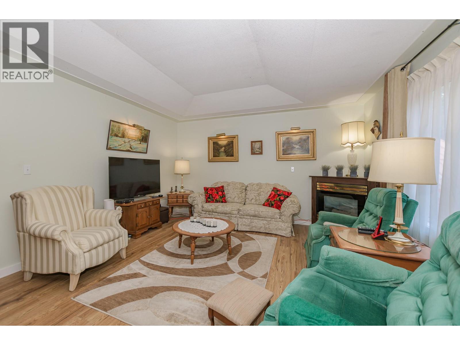 4850 Foothill Road SW, Salmon Arm