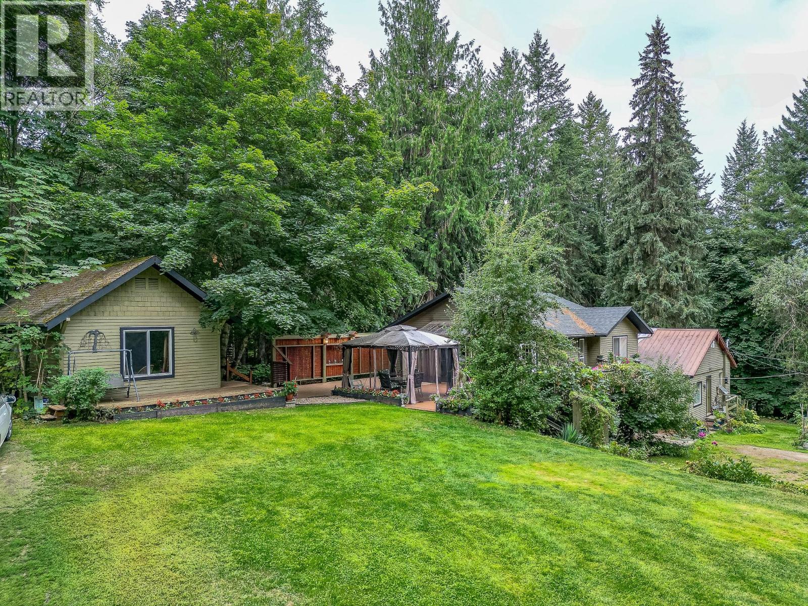 4850 Foothill Road SW, Salmon Arm