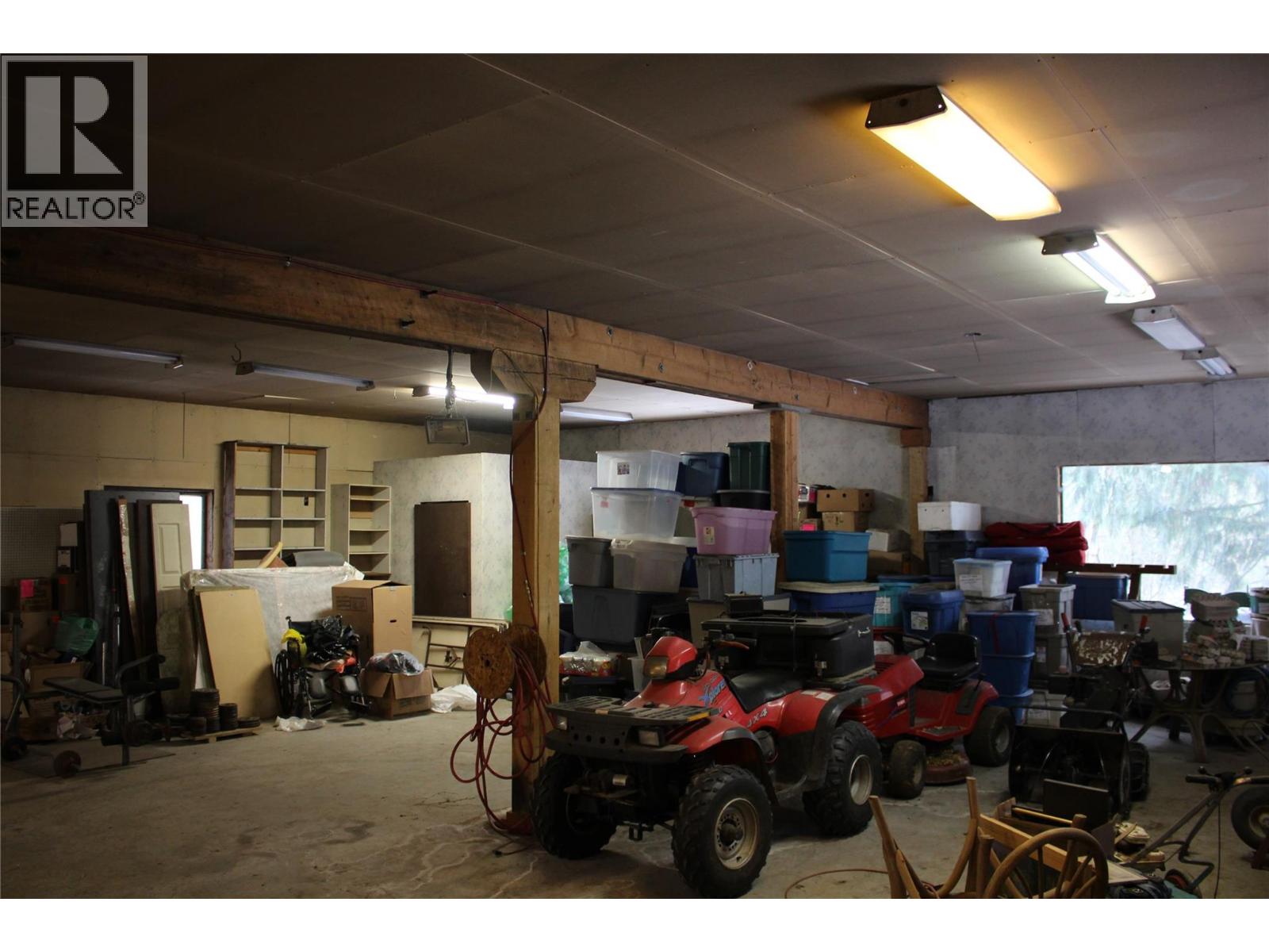 4850 Foothill Road SW, Salmon Arm