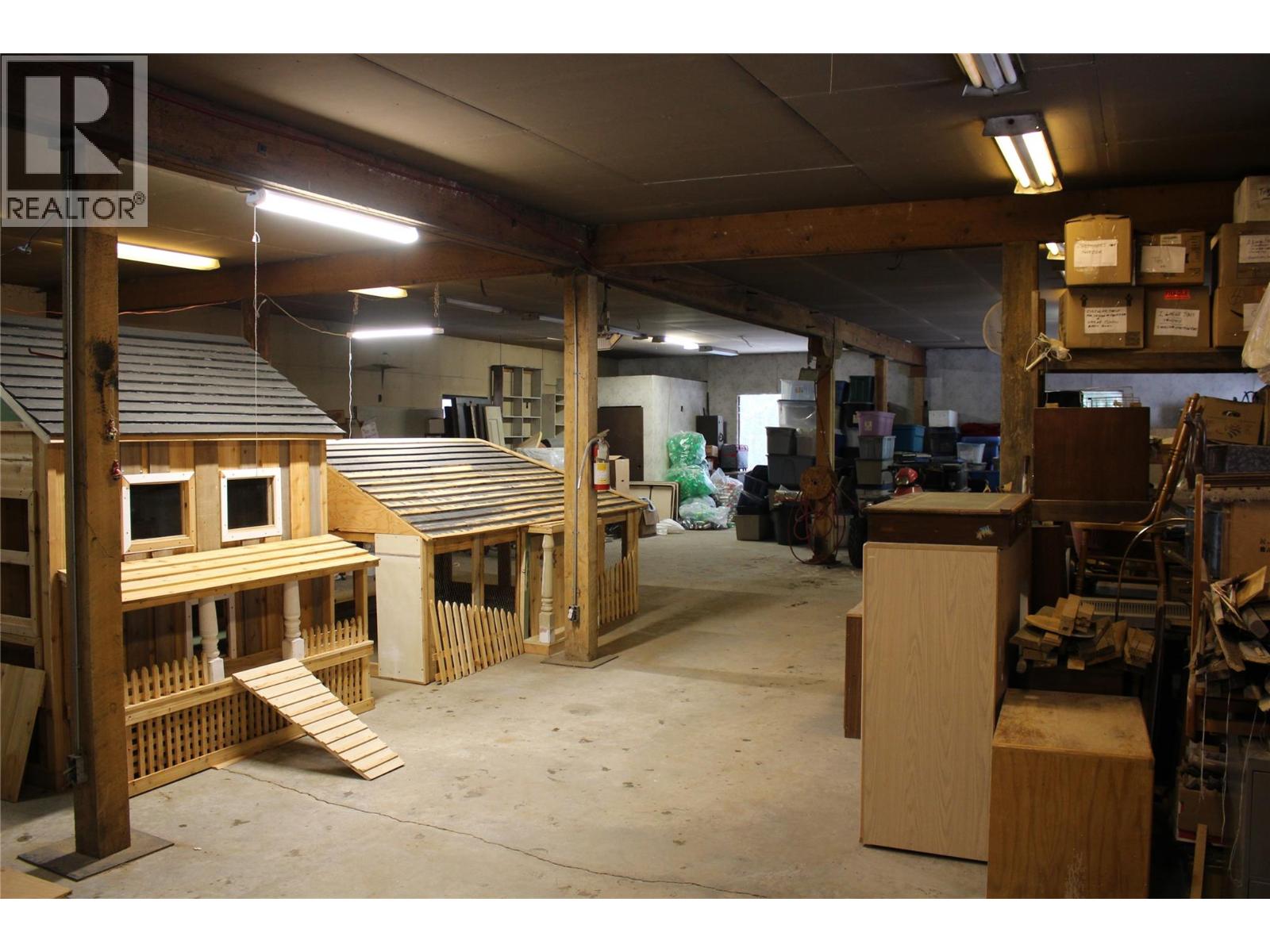 4850 Foothill Road SW, Salmon Arm