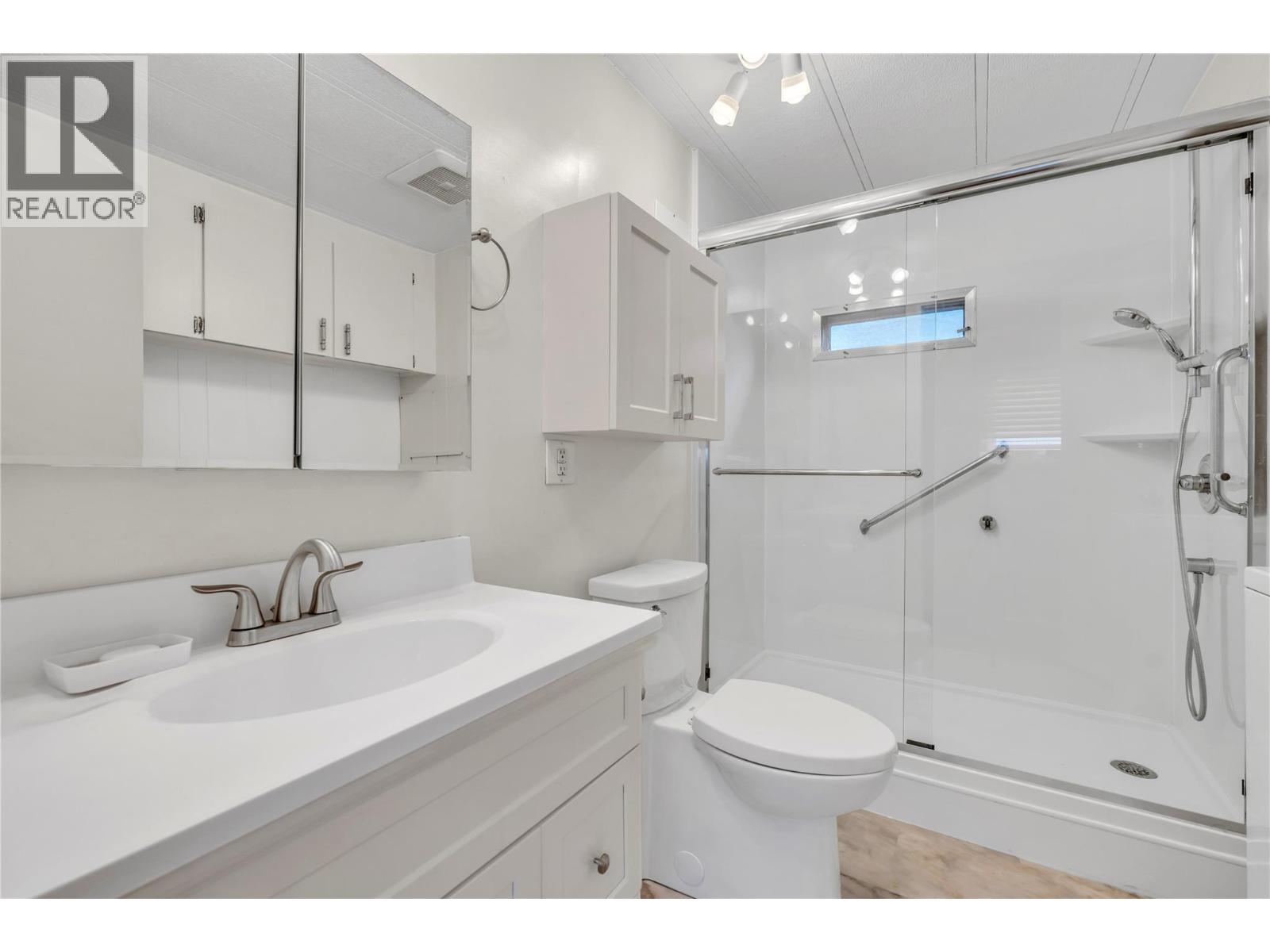 2657 1st Street, Olalla