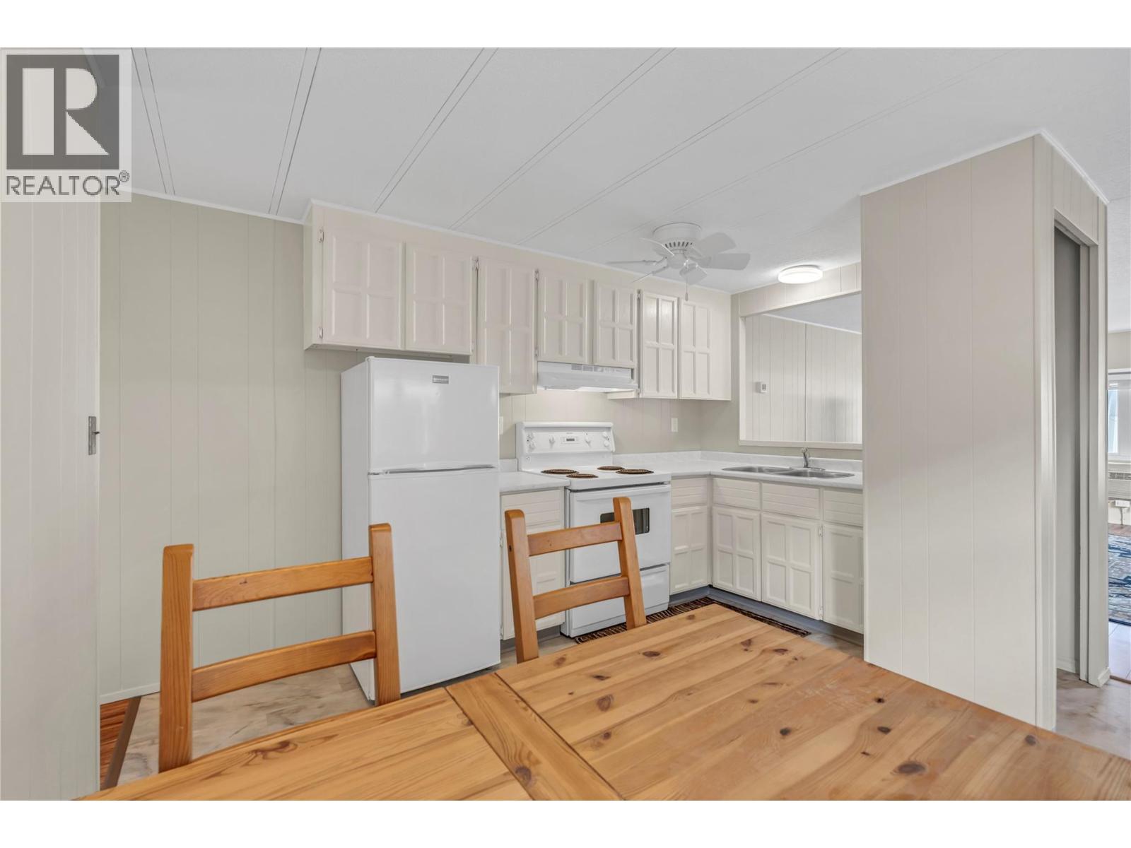 2657 1st Street, Olalla