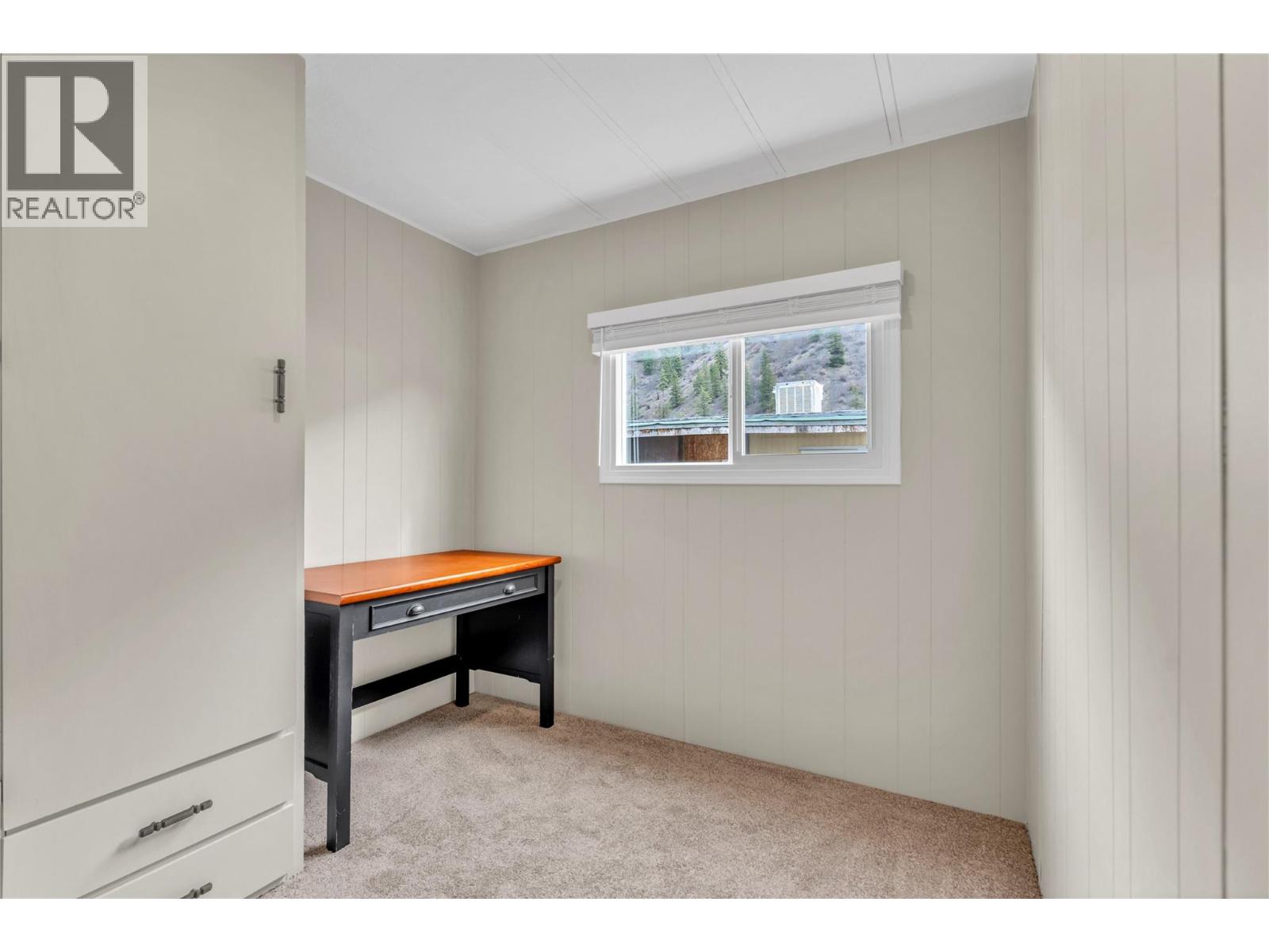 2657 1st Street, Olalla