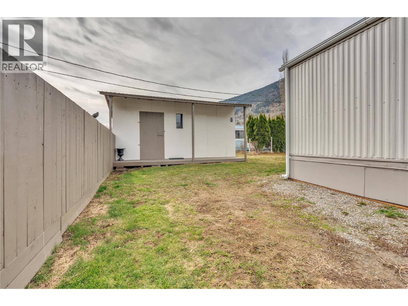 2657 1st Street, Olalla