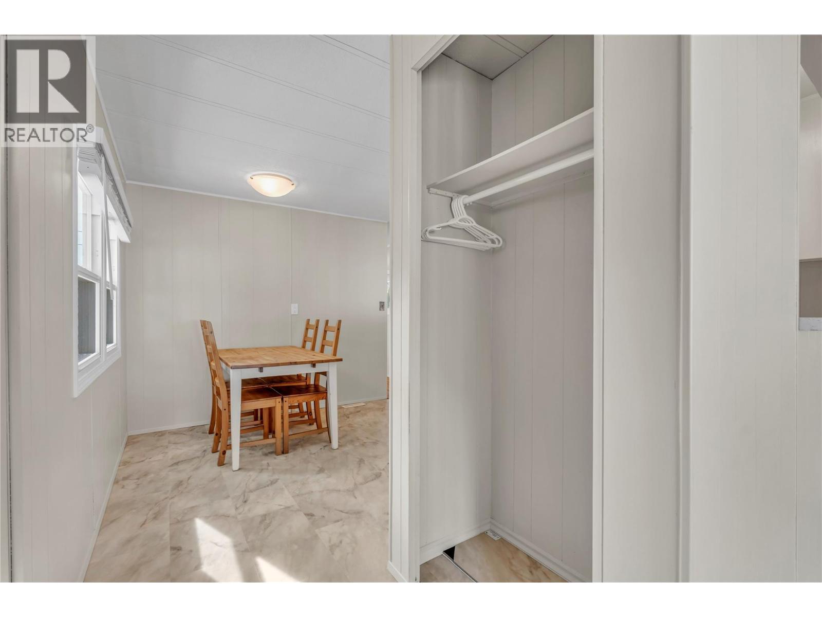 2657 1st Street, Olalla