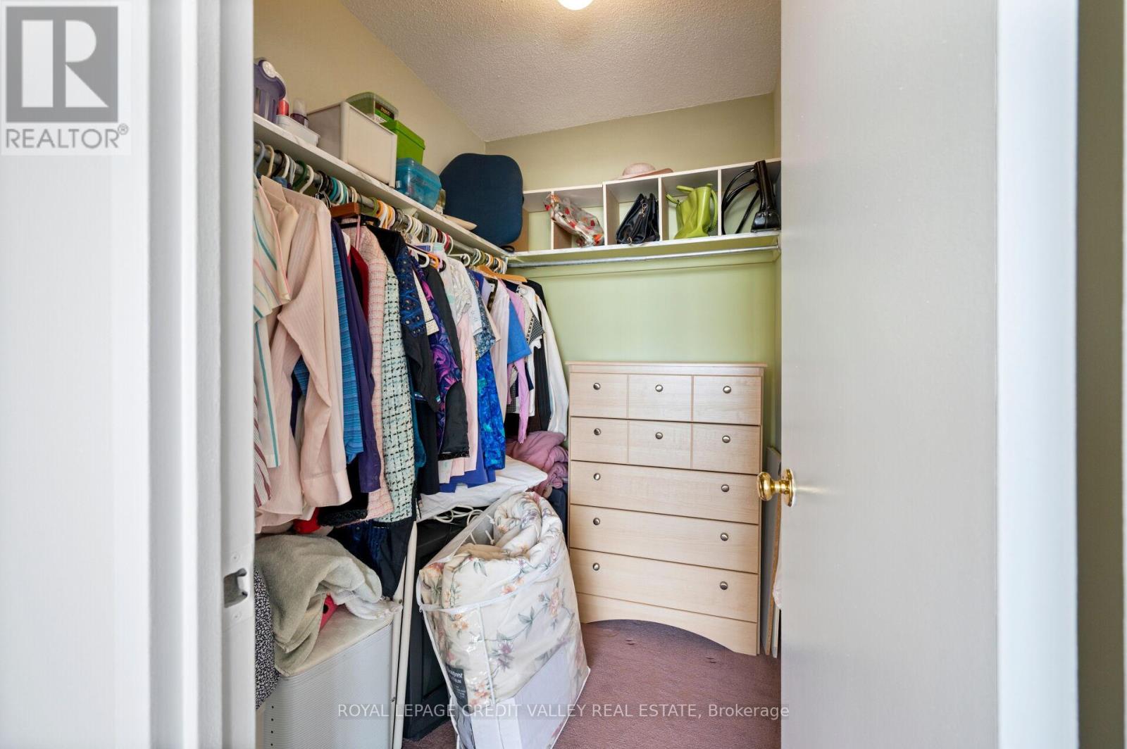 #1012 26 HANOVER ROAD - 43