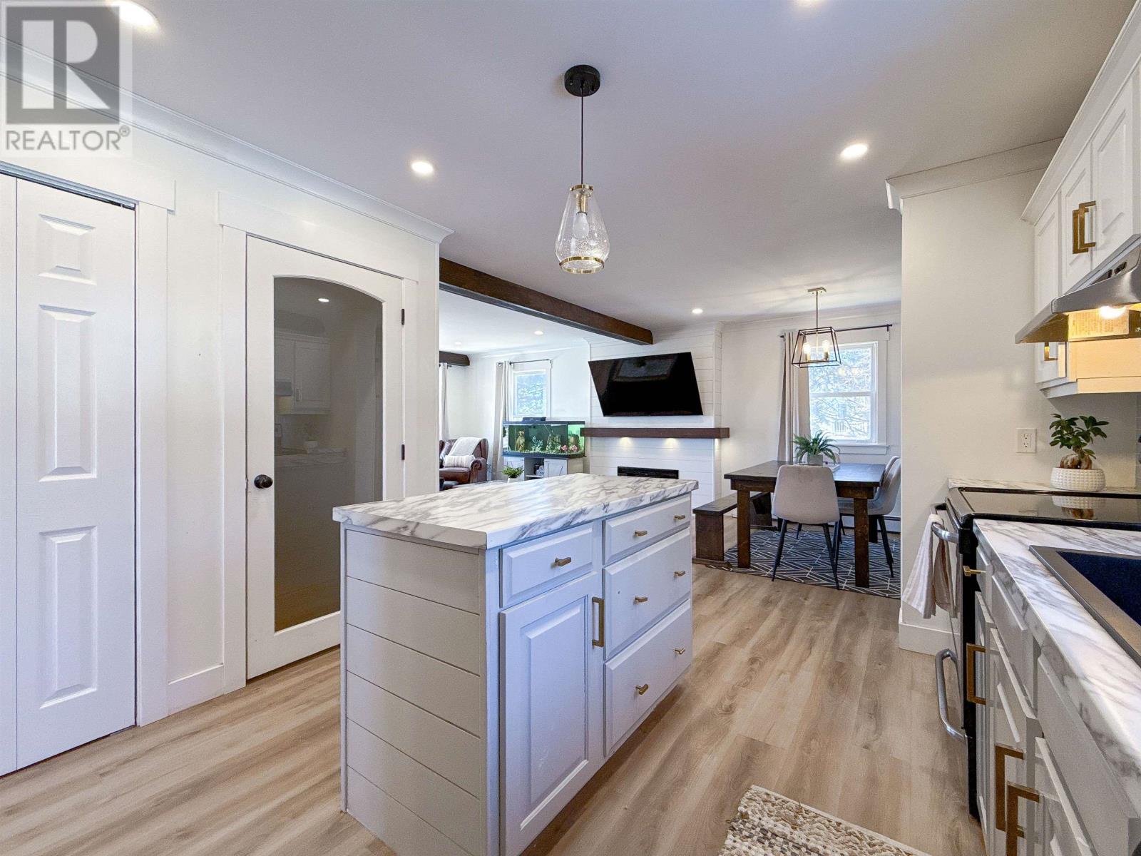 1592 Pownal Road - 10