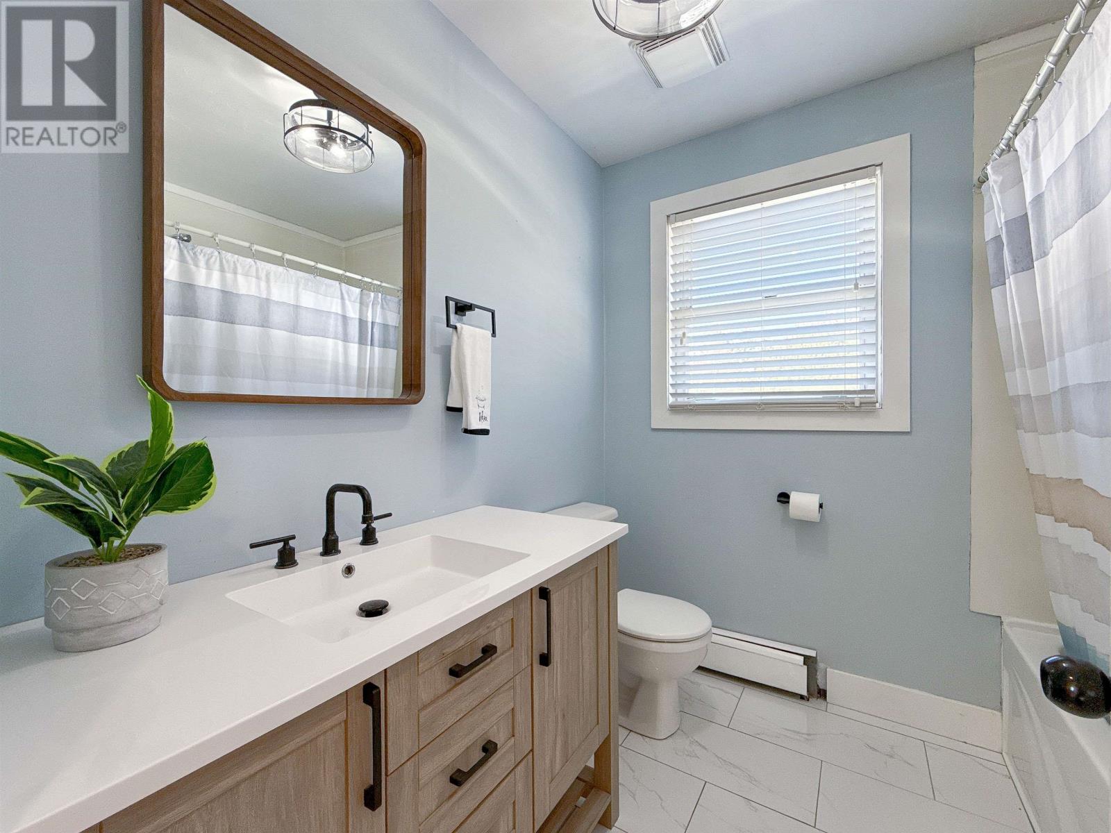 1592 Pownal Road - 26