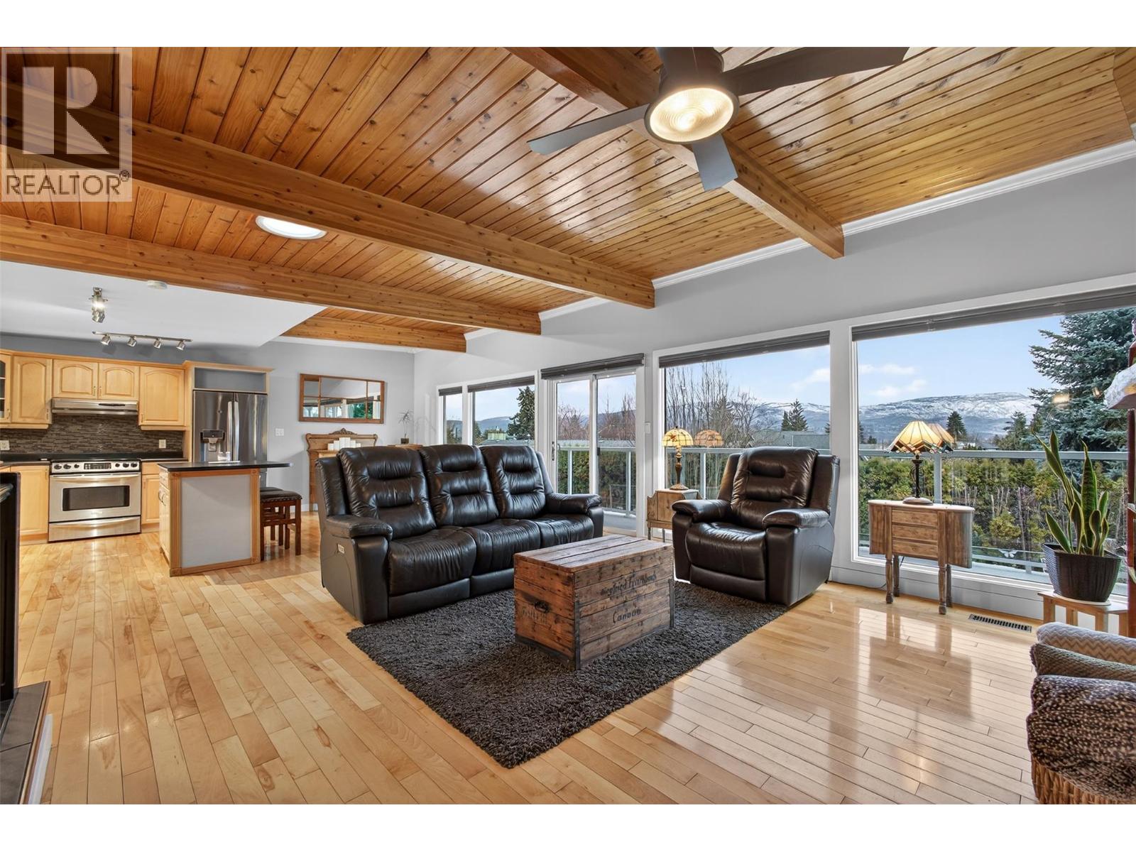 824 Dehart Road, Kelowna