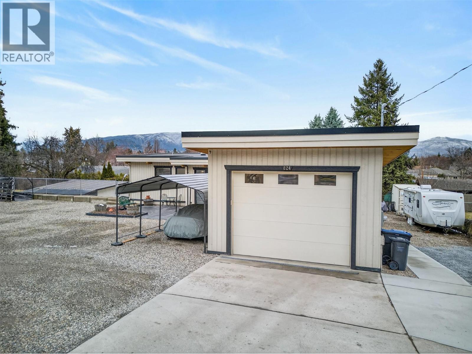 824 Dehart Road, Kelowna