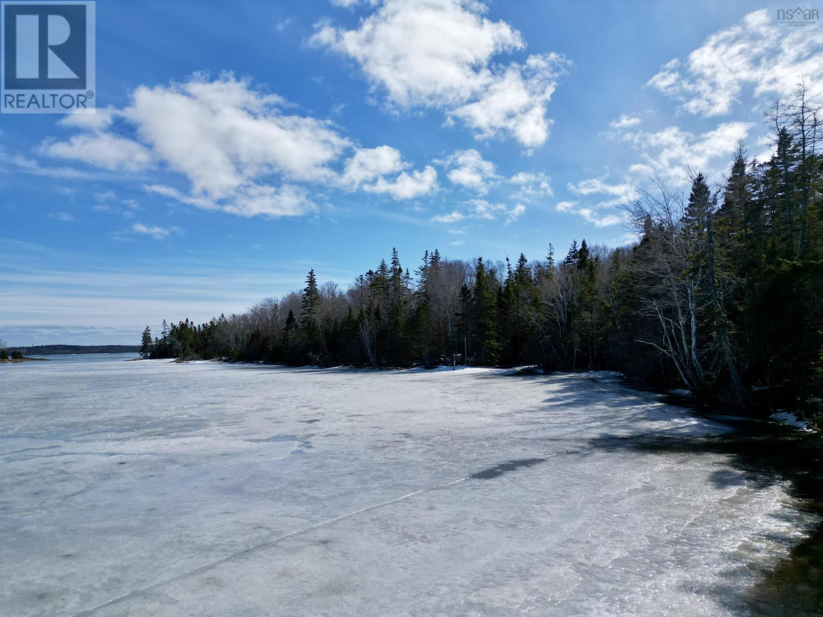 Property 8 of 17 of Maple Drive