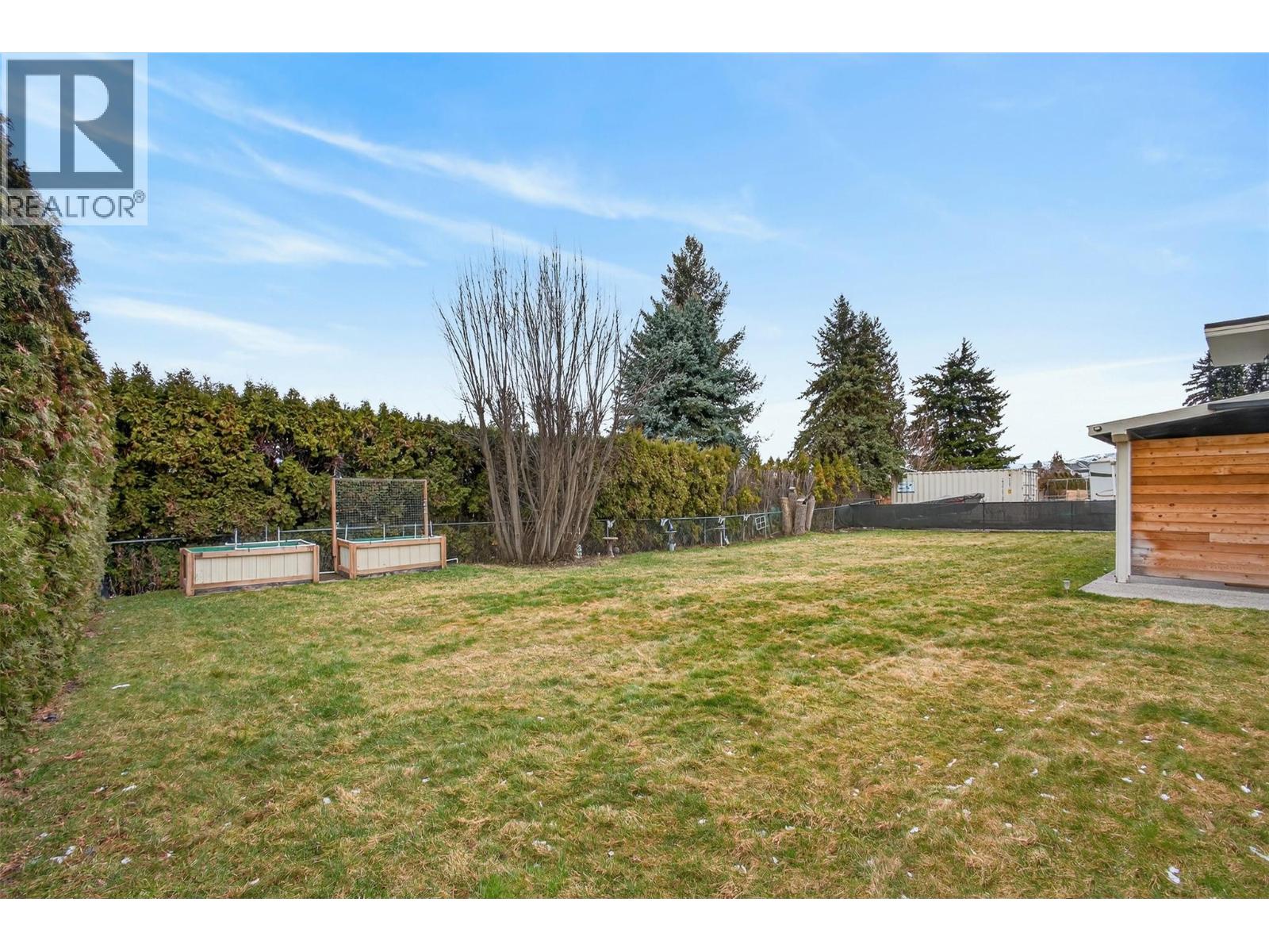 824 Dehart Road, Kelowna