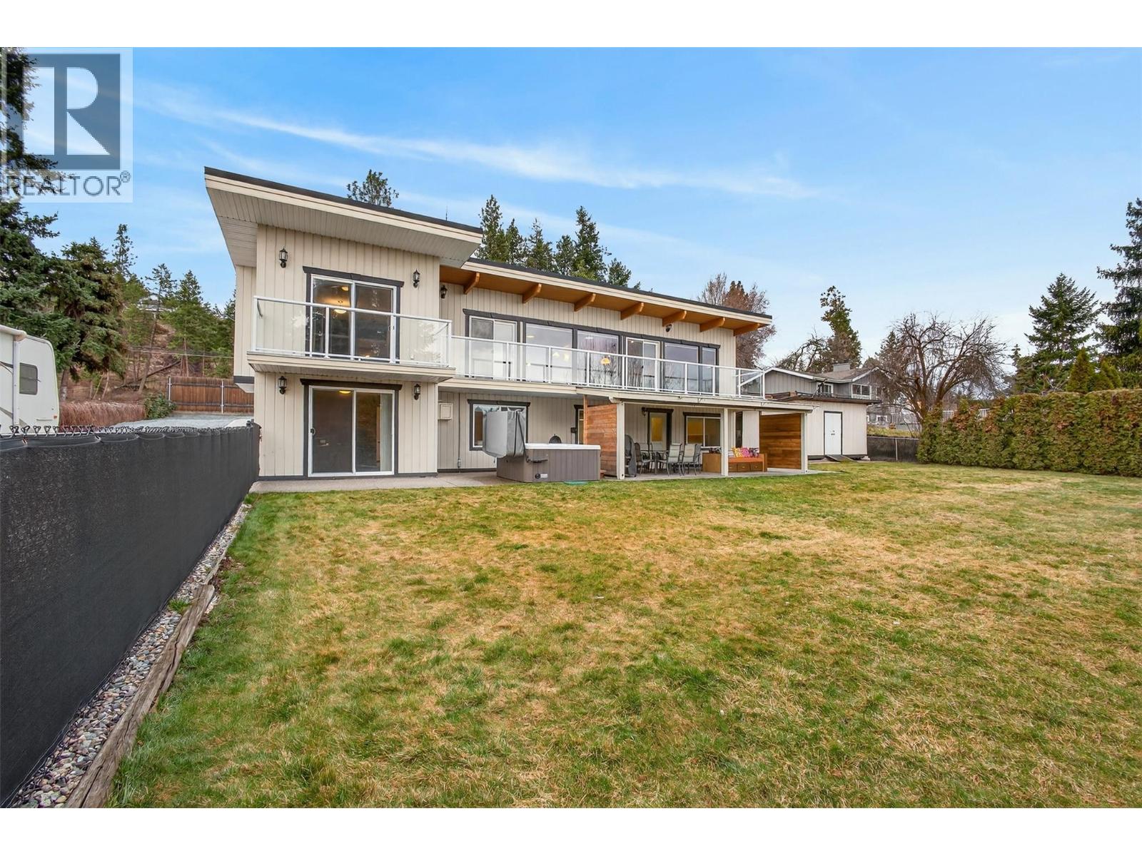 824 Dehart Road, Kelowna